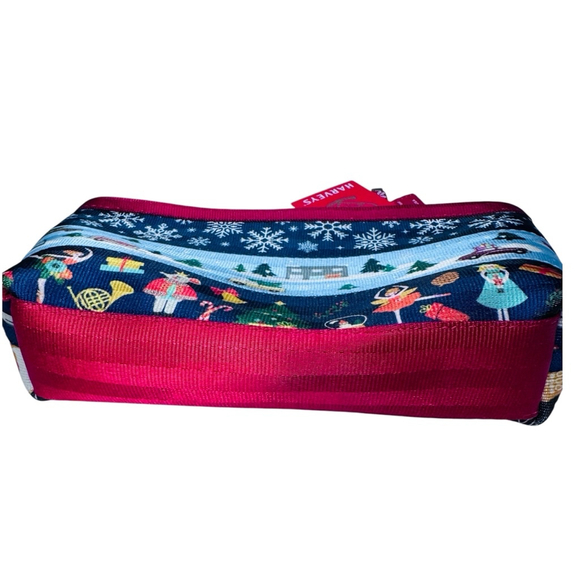Harveys Seatbelt Jingle All The Way Makeup Bag - Picture 4 of 6
